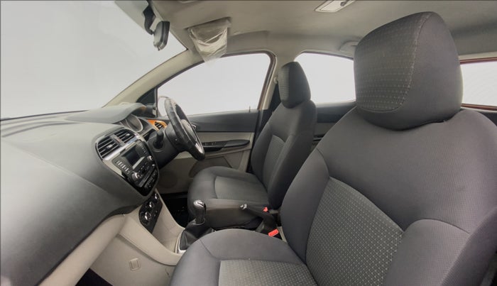2016 Tata Tiago XZ 1.2 REVOTRON, Petrol, Manual, 28,827 km, Right Side Front Door Cabin