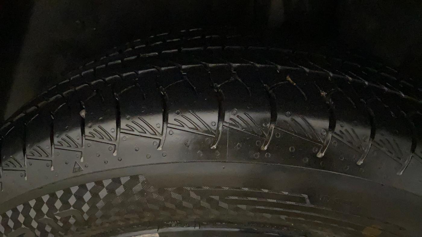 2019 MG HECTOR SHARP 1.5 DCT PETROL, Petrol, Automatic, 55,821 km, Left Rear Tyre Tread