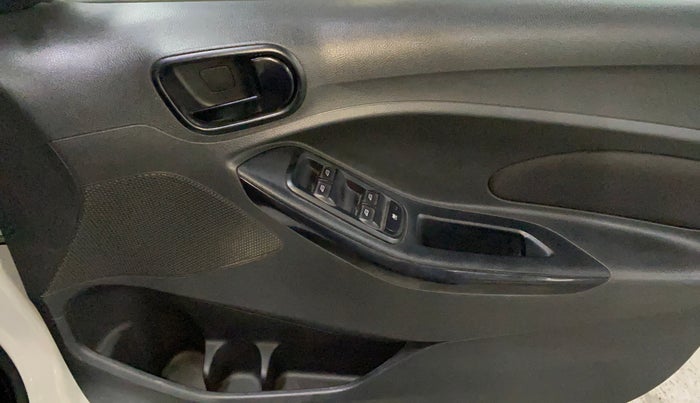 2020 Ford Figo Aspire TITANIUM1.5 DIESEL, Diesel, Manual, 63,475 km, Driver Side Door Panels Control