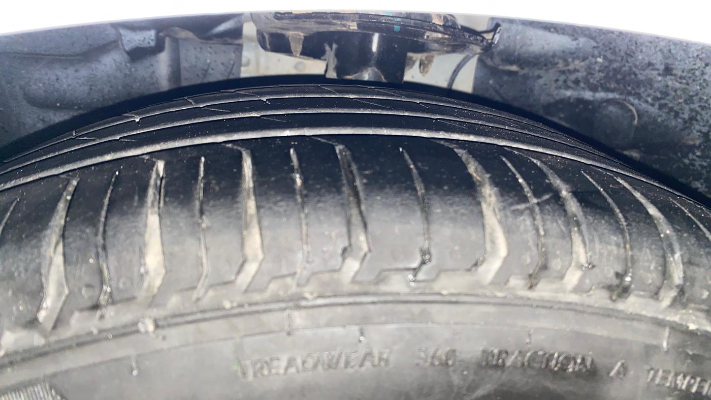 2020 Ford New Figo TITANIUM1.5 DIESEL, Diesel, Manual, 63,510 km, Left Front Tyre Tread