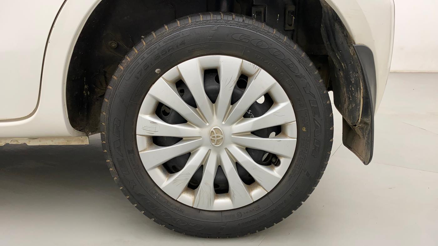 2012 Toyota Etios Liva GD, Diesel, Manual, 48,643 km, Left Rear Wheel