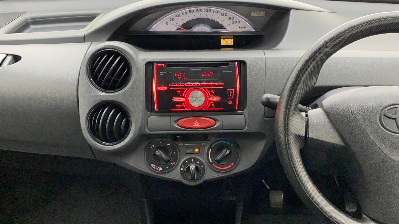 2012 Toyota Etios Liva GD, Diesel, Manual, 48,643 km, Air Conditioner