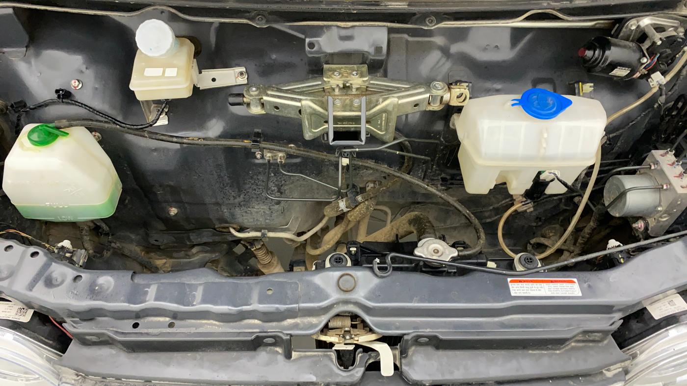 2022 Maruti Eeco 7 STR STD(O), Petrol, Manual, 27,431 km, Open Bonet