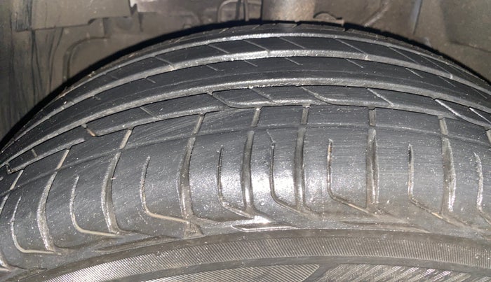 2024 Tata NEXON PURE 1.2 PETROL, Petrol, Manual, 22,705 km, Left Front Tyre Tread