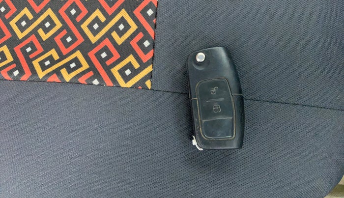 2017 Ford Ecosport TREND+ 1.0L ECOBOOST, Petrol, Manual, 1,05,061 km, Key Close Up