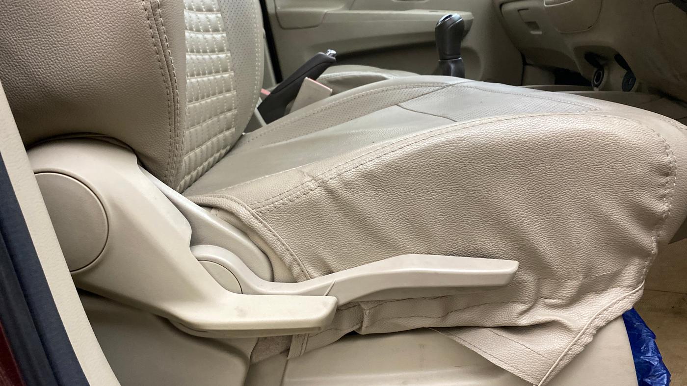 2021 Maruti Ertiga ZXI SHVS, Petrol, Manual, 85,102 km, Driver Side Adjustment Panel