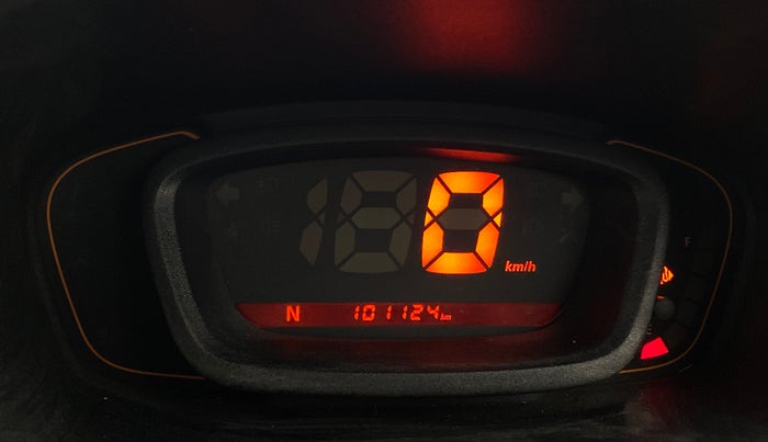 2017 Renault Kwid RXT 1.0 AMT, Petrol, Automatic, 1,01,121 km, Odometer Image