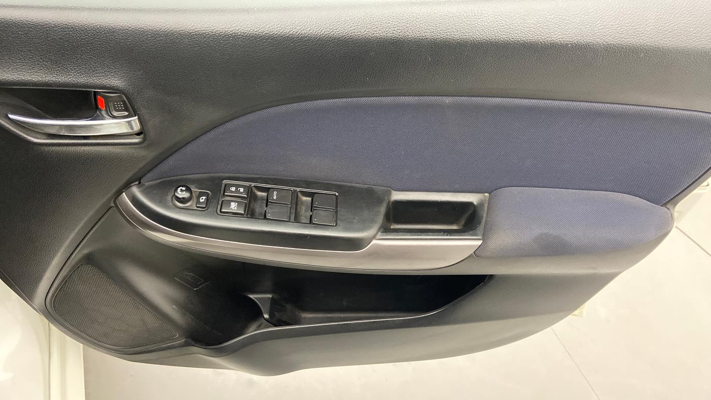2019 Maruti Baleno DELTA PETROL 1.2, Petrol, Manual, 20,727 km, Driver Side Door Panels Control