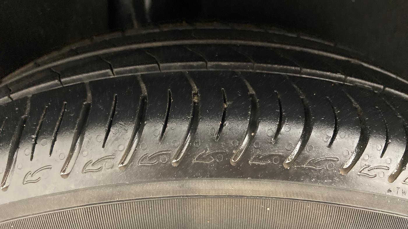 2019 Maruti Baleno DELTA PETROL 1.2, Petrol, Manual, 20,727 km, Right Front Tyre Tread