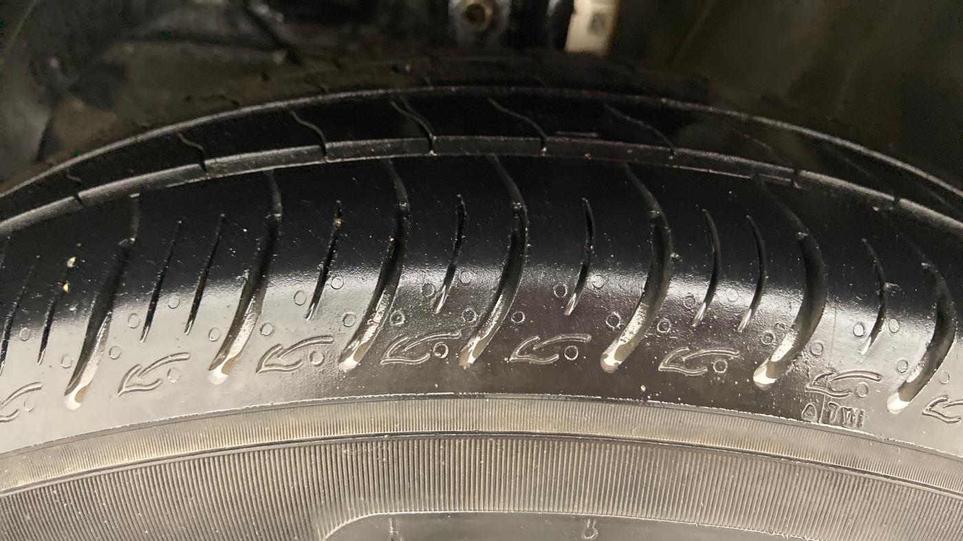 2019 Maruti Baleno DELTA PETROL 1.2, Petrol, Manual, 20,727 km, Left Front Tyre Tread