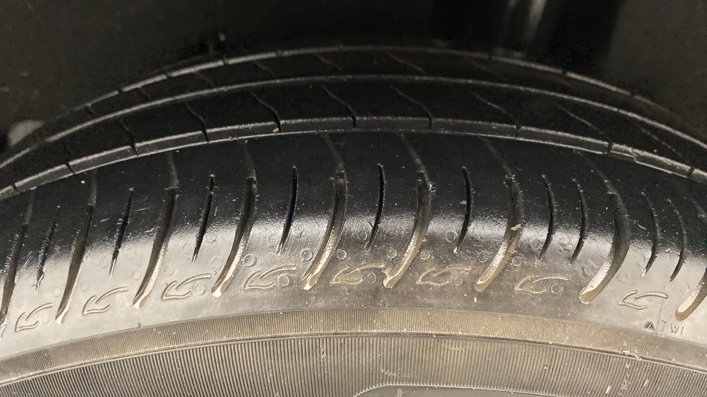 2019 Maruti Baleno DELTA PETROL 1.2, Petrol, Manual, 20,727 km, Left Rear Tyre Tread