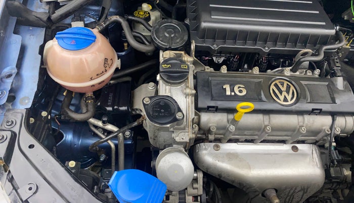 2016 Volkswagen Vento HIGHLINE 1.6 MPI, Petrol, Manual, 55,245 km, Engine View - Right