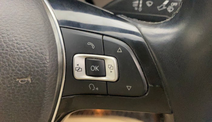 2016 Volkswagen Vento HIGHLINE 1.6 MPI, Petrol, Manual, 55,245 km, Adaptive Cruise Control