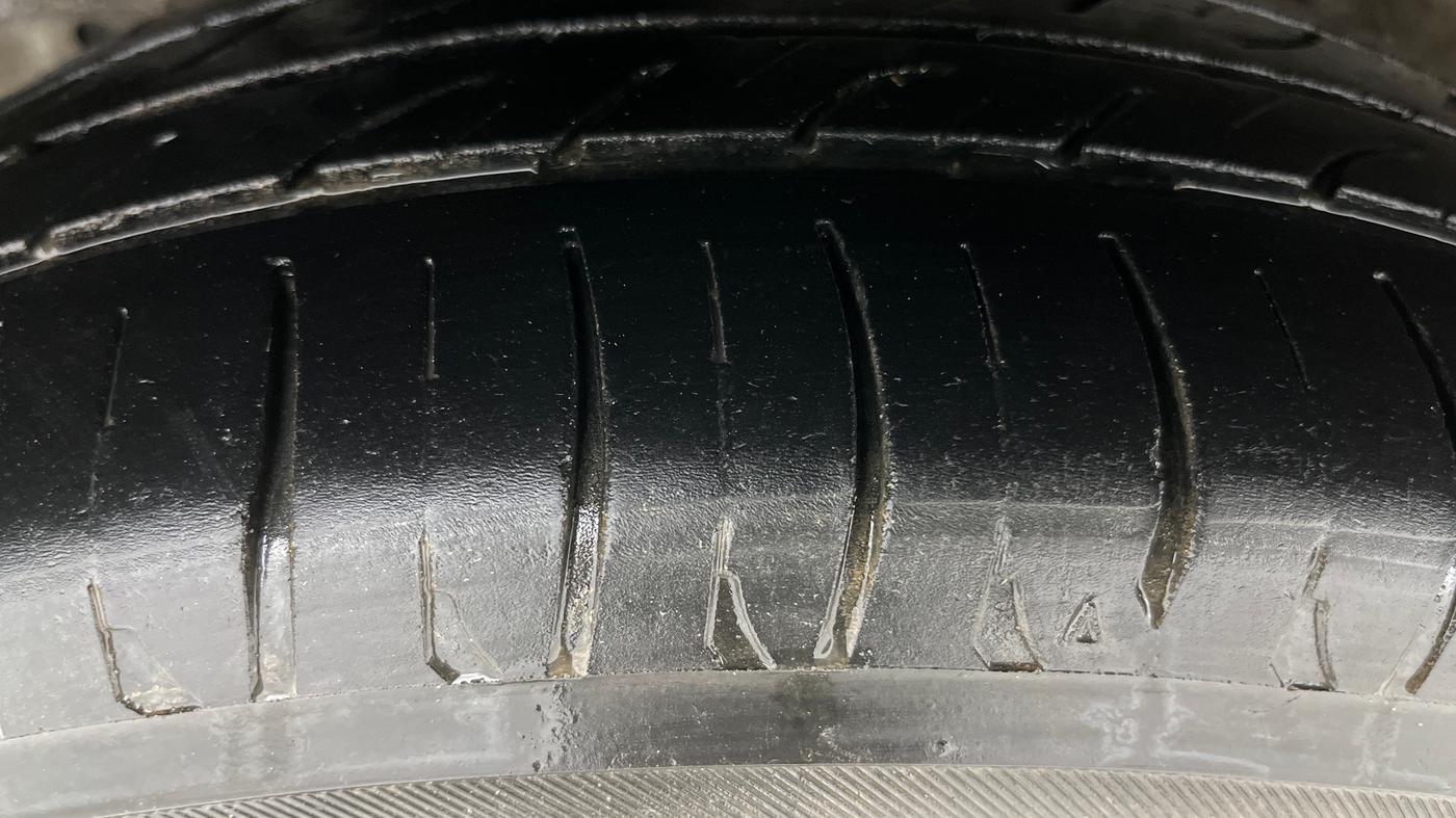 2015 Honda Jazz 1.2L I-VTEC V AT, Petrol, Automatic, 73,676 km, Right Rear Tyre Tread