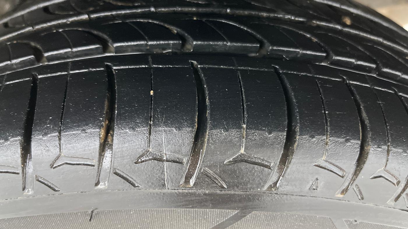 2015 Honda Jazz 1.2L I-VTEC V AT, Petrol, Automatic, 73,676 km, Left Rear Tyre Tread