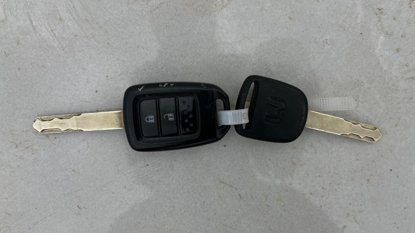 2015 Honda Jazz 1.2L I-VTEC V AT, Petrol, Automatic, 73,676 km, Key Close Up