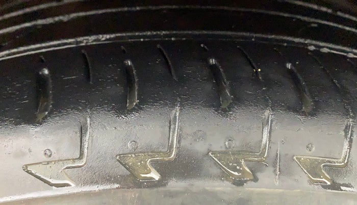 2019 Toyota Glanza G CVT, Petrol, Automatic, 51,972 km, Right Front Tyre Tread