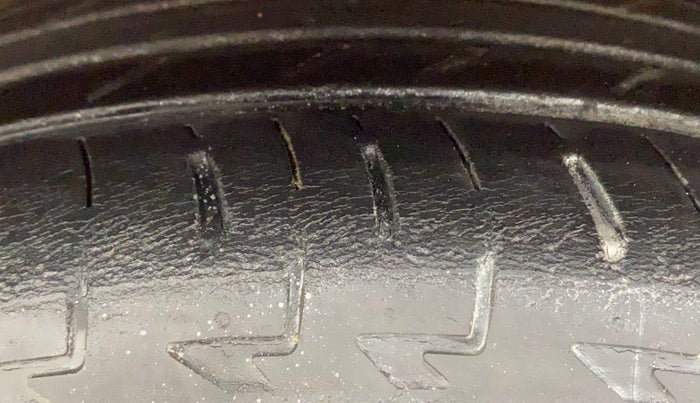 2019 Toyota Glanza G CVT, Petrol, Automatic, 51,972 km, Left Front Tyre Tread