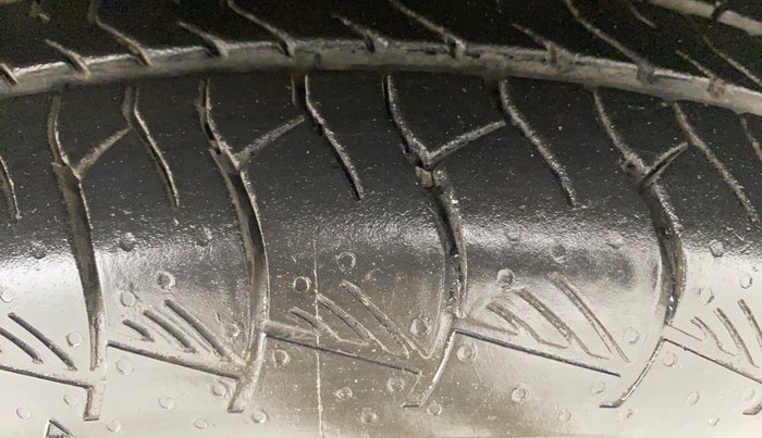 2021 Hyundai ALCAZAR PLATINUM 2.0 MT 7STR, Petrol, Manual, 88,356 km, Left Front Tyre Tread