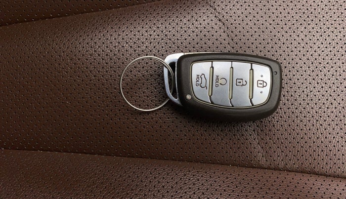 2021 Hyundai ALCAZAR PLATINUM 2.0 MT 7STR, Petrol, Manual, 88,356 km, Key Close Up