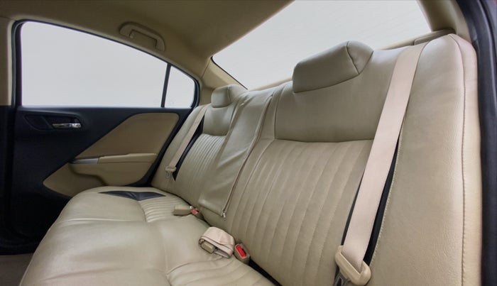 2014 Honda City V MT PETROL, Petrol, Manual, 41,662 km, Right Side Rear Door Cabin