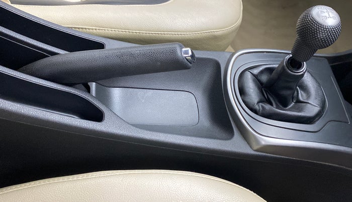 2014 Honda City V MT PETROL, Petrol, Manual, 41,662 km, Gear Lever