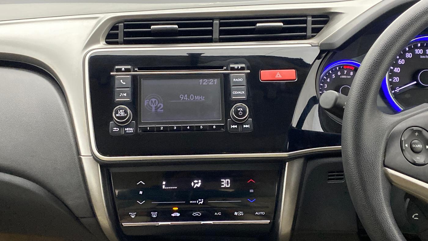 2014 Honda City V MT PETROL, Petrol, Manual, 41,662 km, Air Conditioner