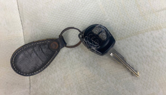 2017 Maruti Baleno DELTA DIESEL 1.3, Diesel, Manual, 90,653 km, Key Close Up