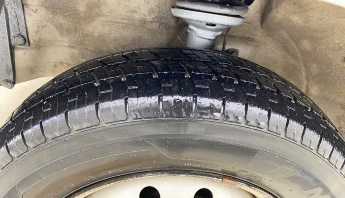 2014 Maruti Wagon R 1.0 LXI, Petrol, Manual, 26,947 km, Left Front Tyre Tread