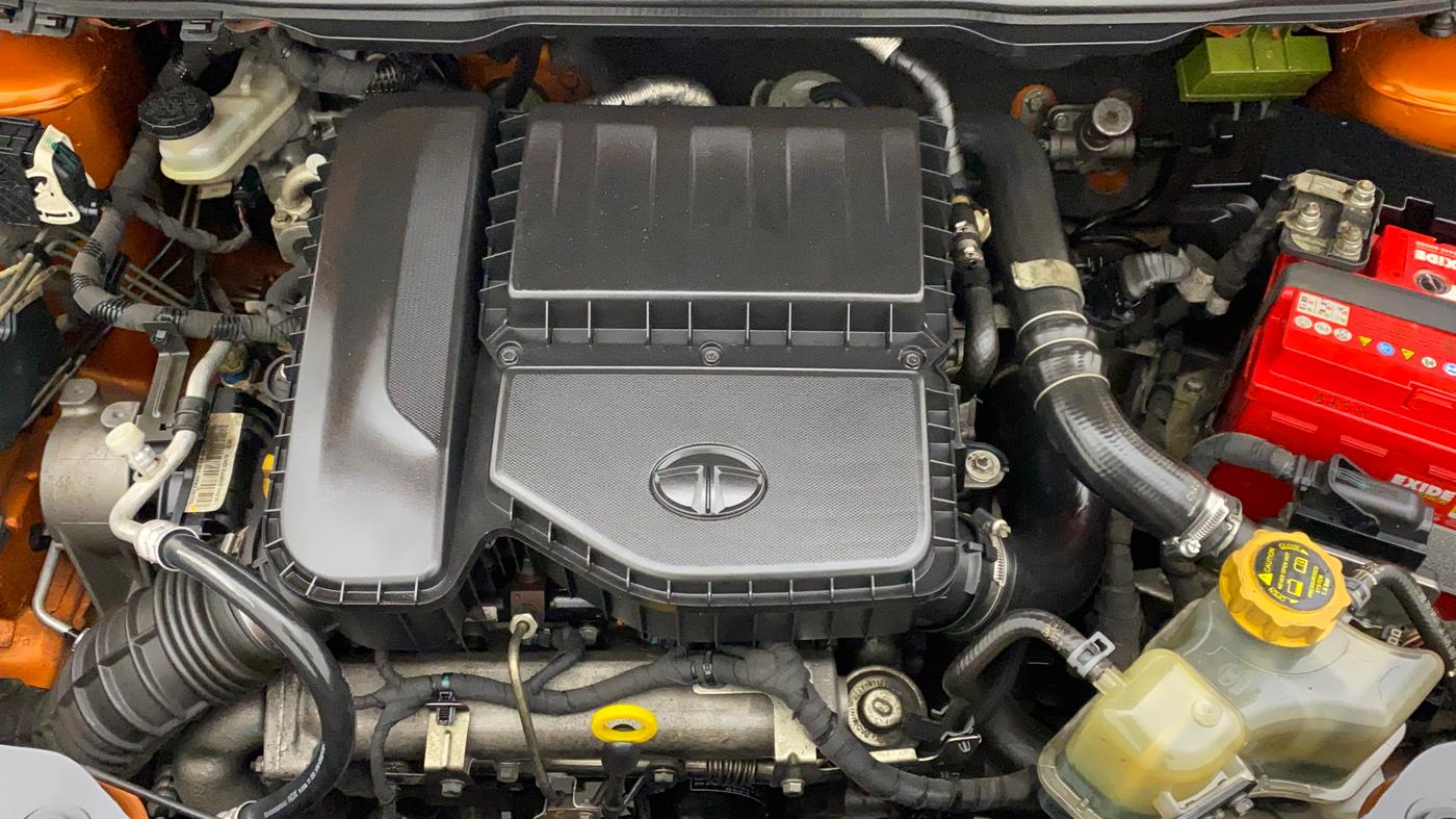 2018 Tata NEXON XZA PLUS DIESEL, Diesel, Automatic, 91,356 km, Open Bonet
