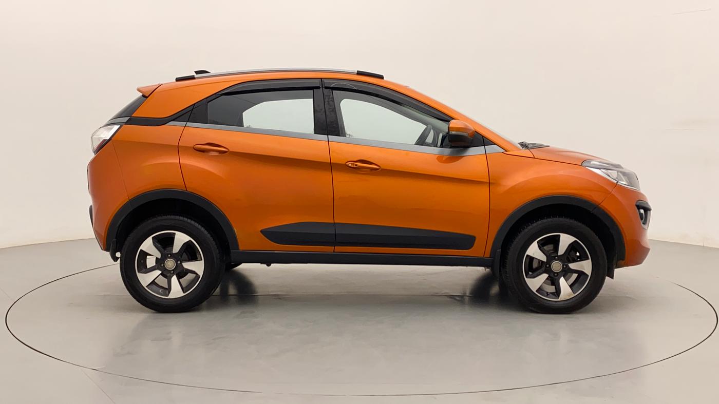 2018 Tata NEXON XZA PLUS DIESEL, Diesel, Automatic, 91,356 km, Right Side View