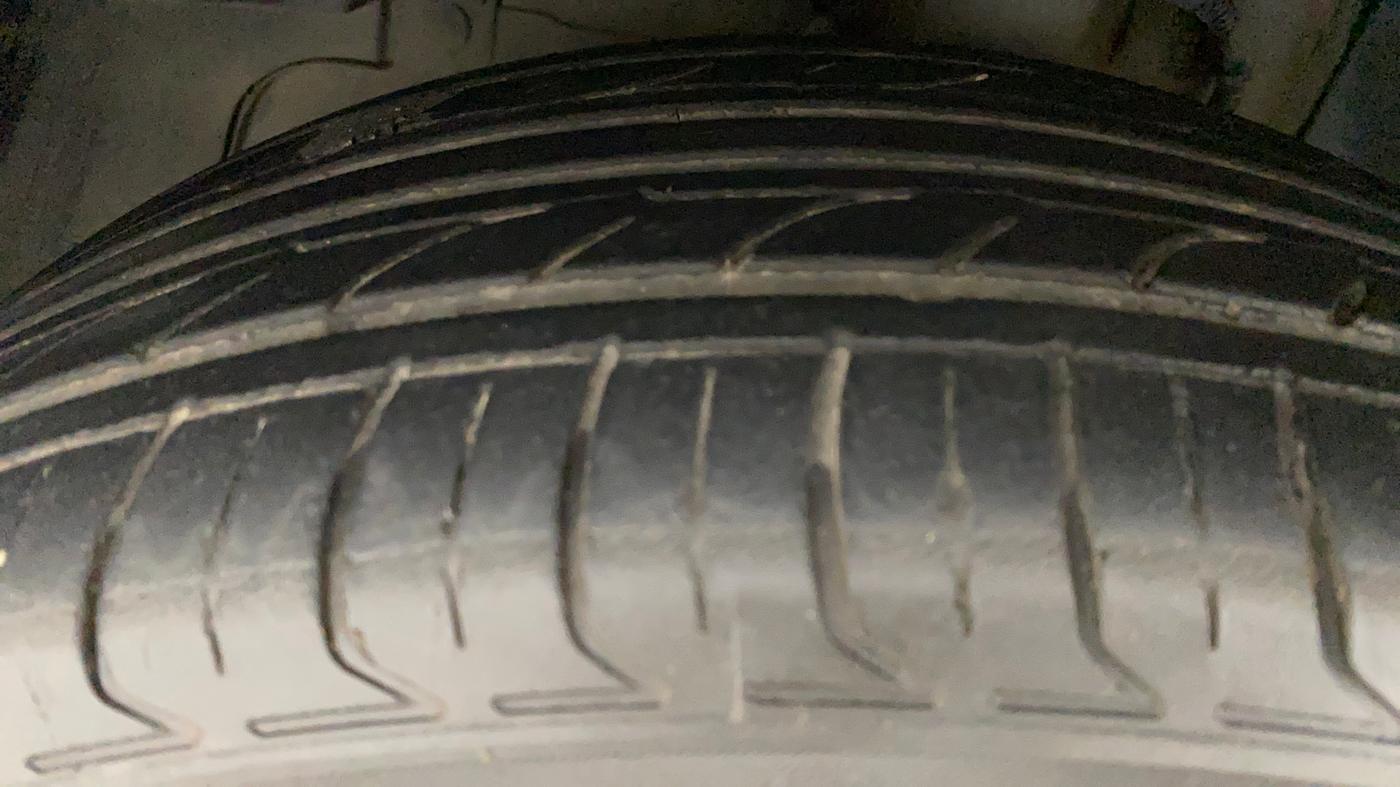 2018 Tata NEXON XZA PLUS DIESEL, Diesel, Automatic, 91,356 km, Left Front Tyre Tread