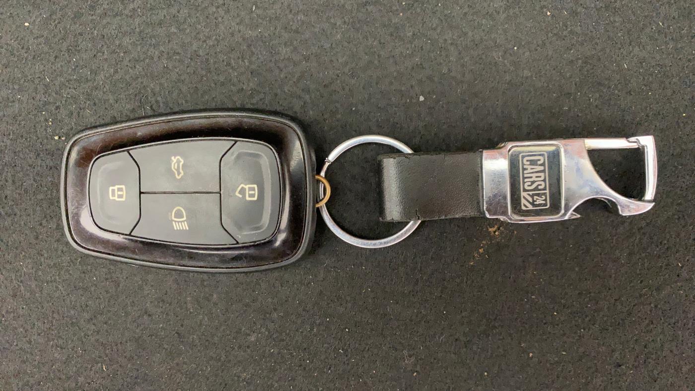 2018 Tata NEXON XZA PLUS DIESEL, Diesel, Automatic, 91,356 km, Key Close Up