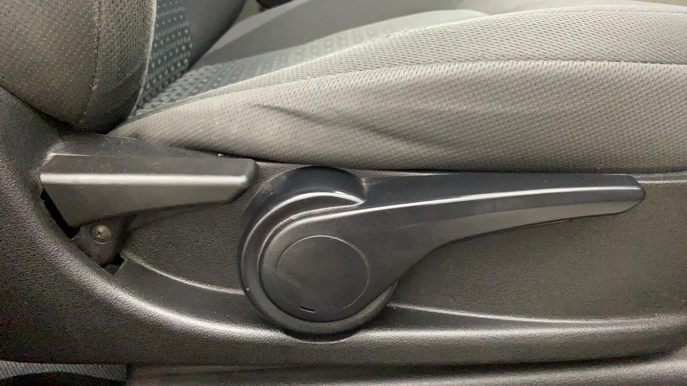2018 Tata NEXON XZA PLUS DIESEL, Diesel, Automatic, 91,356 km, Driver Side Adjustment Panel