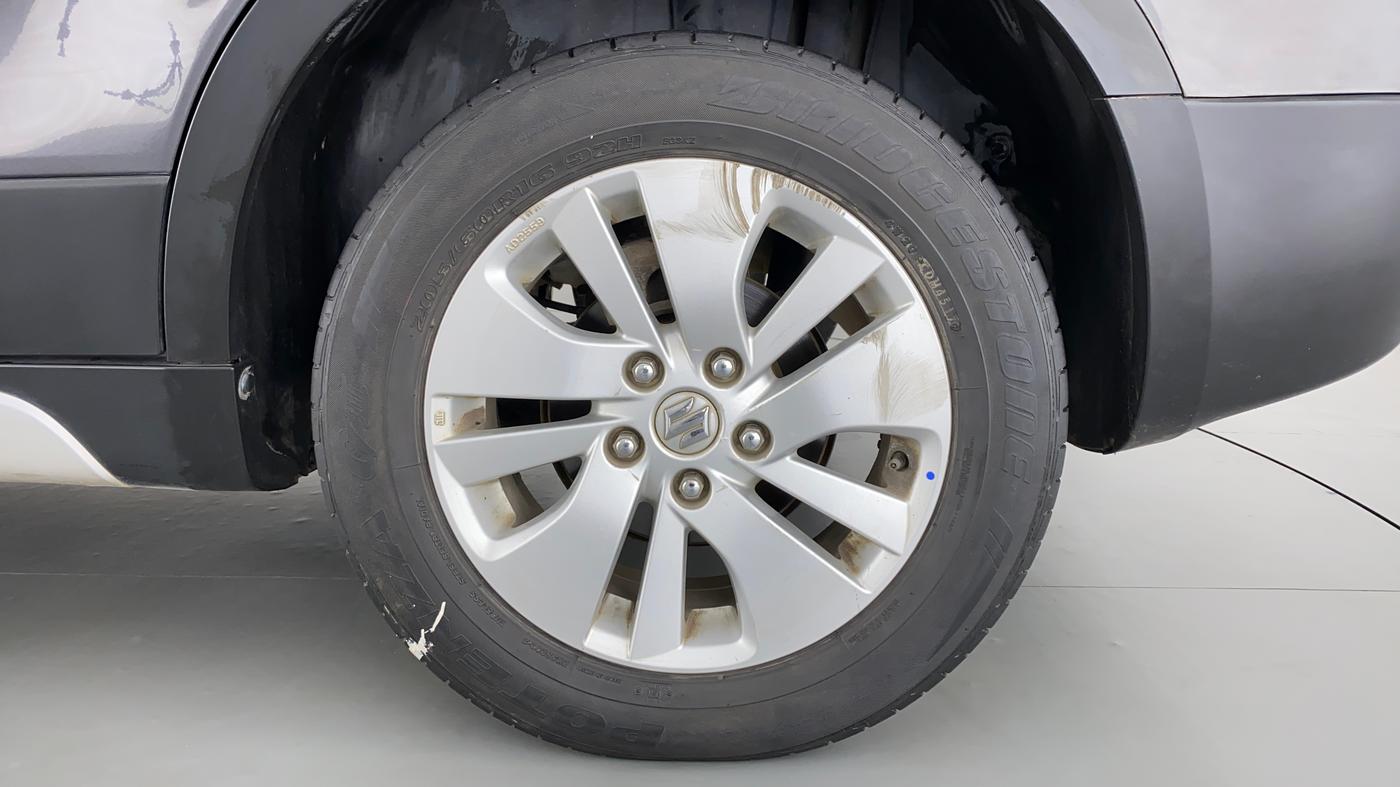 2015 Maruti S Cross ZETA 1.6, Diesel, Manual, 71,003 km, Left Rear Wheel