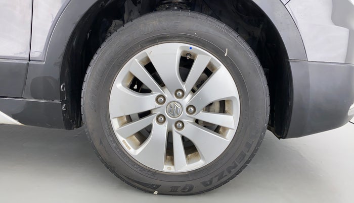 2015 Maruti S Cross ZETA 1.6, Diesel, Manual, 71,003 km, Right Front Wheel