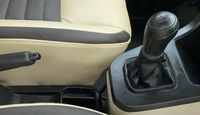 2021 Maruti New Wagon-R LXI CNG (O) 1.0, CNG, Manual, 35,167 km, Gear Lever