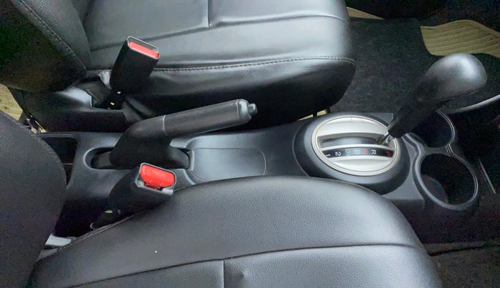 2018 Honda Brio VX AT, Petrol, Automatic, 29,919 km, Gear Lever