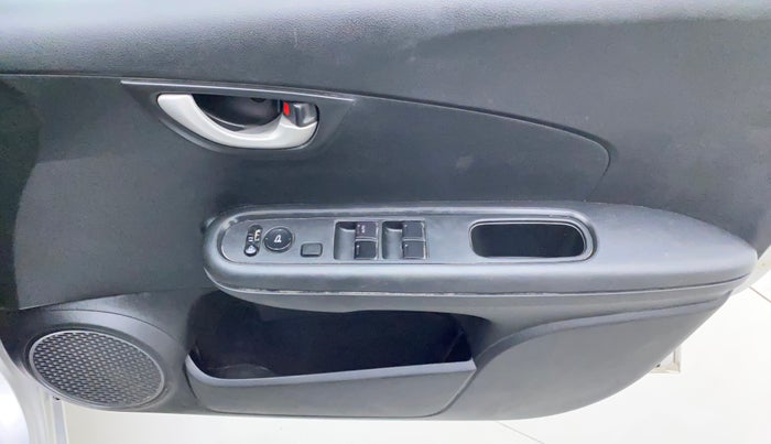 2018 Honda Brio VX AT, Petrol, Automatic, 29,919 km, Driver Side Door Panels Control