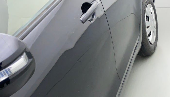 2012 Maruti Swift Dzire VXI, Petrol, Manual, 40,092 km, Front passenger door - Slightly dented