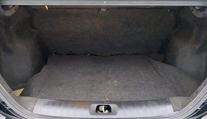 2012 Maruti Swift Dzire VXI, Petrol, Manual, 40,092 km, Boot Inside