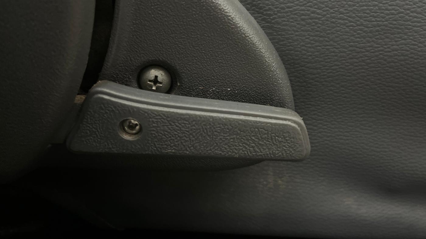 2015 Maruti Alto 800 LX, Petrol, Manual, 23,141 km, Driver Side Adjustment Panel
