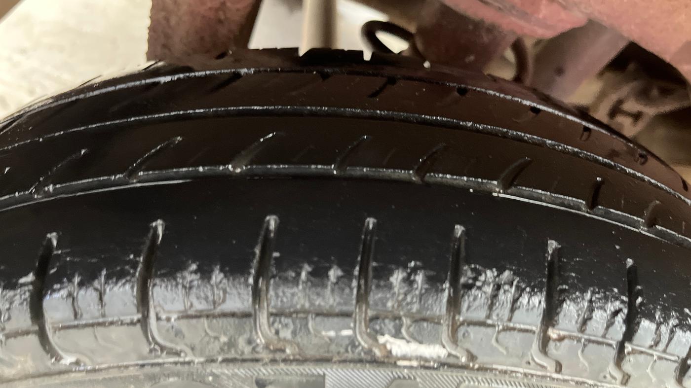 2015 Maruti Alto 800 LX, Petrol, Manual, 23,141 km, Right Rear Tyre Tread