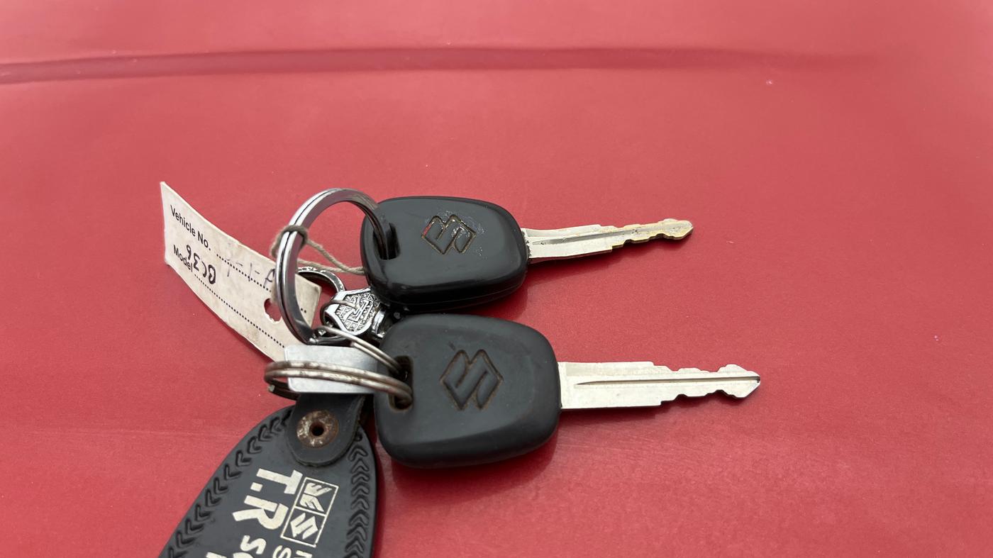 2015 Maruti Alto 800 LX, Petrol, Manual, 23,141 km, Key Close Up