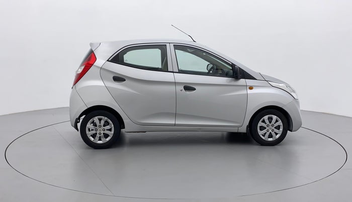 2018 Hyundai Eon MAGNA +, Petrol, Manual, 57,231 km, Right Side View