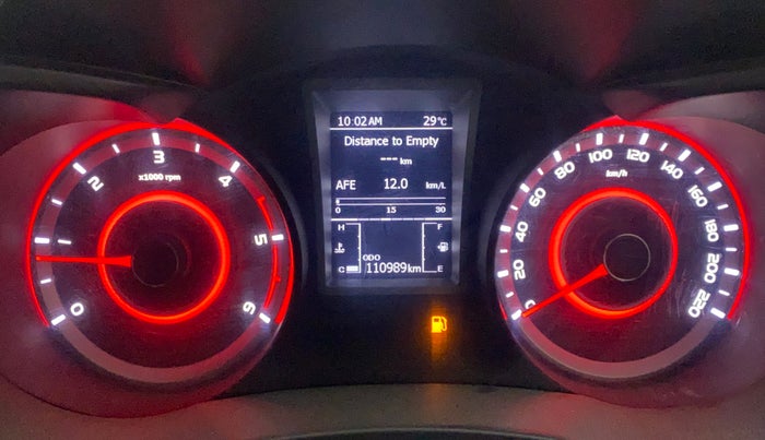 2020 Mahindra XUV300 W8 (O) 1.5 DIESEL, Diesel, Manual, 1,10,988 km, Odometer Image