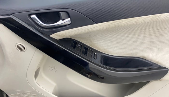 2020 Tata NEXON XZ PLUS PETROL SUNROOF, Petrol, Manual, 84,848 km, Driver Side Door Panels Control
