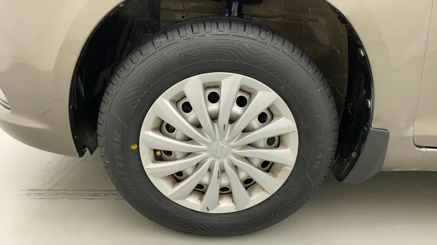 2015 Maruti Swift Dzire LXI (O), Petrol, Manual, 39,849 km, Left Front Wheel