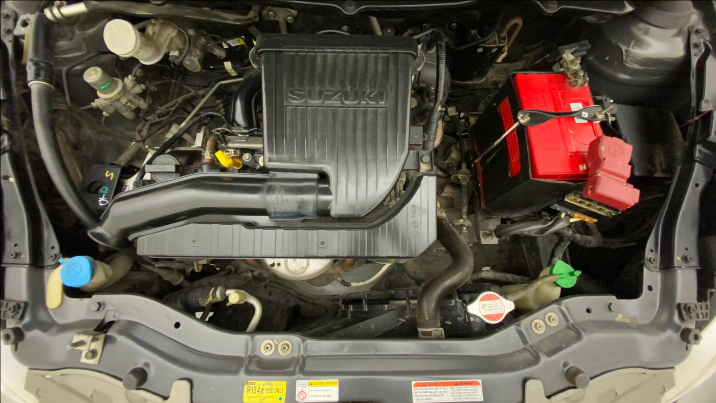 2015 Maruti Swift Dzire LXI (O), Petrol, Manual, 39,849 km, Open Bonet
