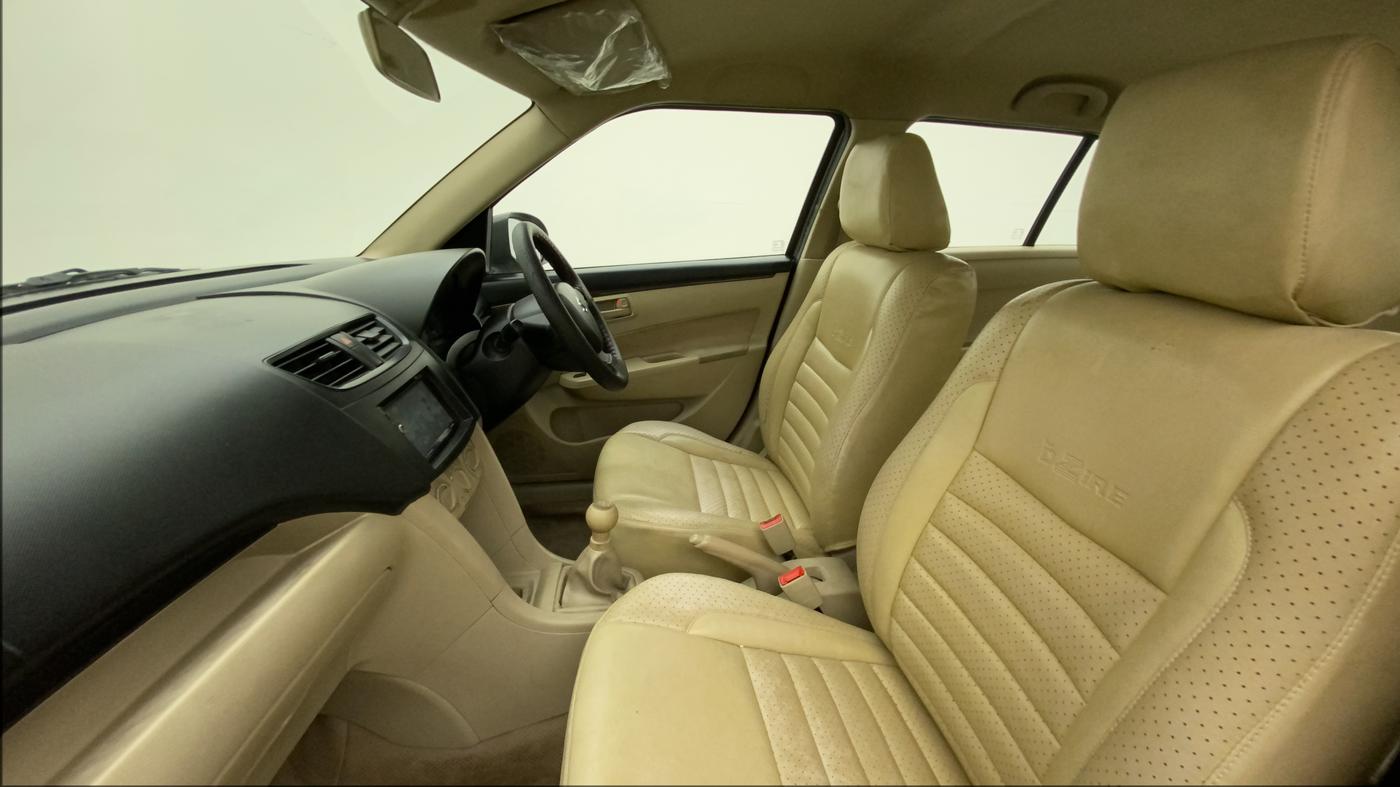 2015 Maruti Swift Dzire LXI (O), Petrol, Manual, 39,849 km, Right Side Front Door Cabin